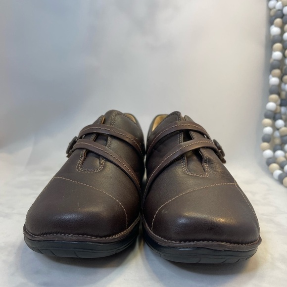 Clarks Unstructured Un.Esma Brown Leather Slip On Loafer Comfort Shoes 7W - Picture 2 of 9